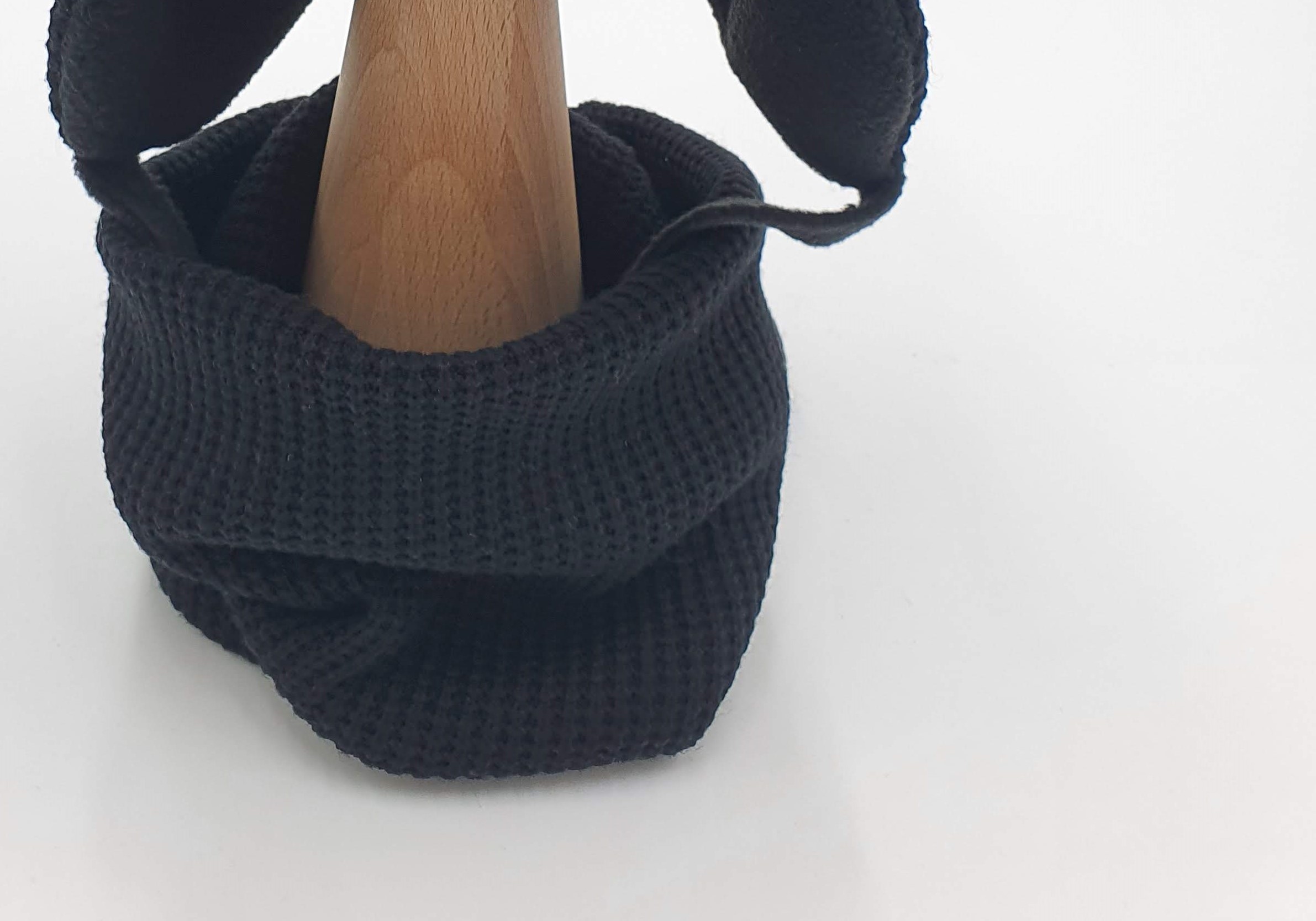 Komin zimowy dziecięcy czarny