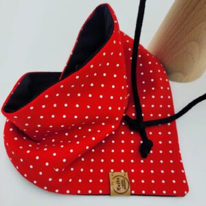 Chusta dziecięca czerwone groszki