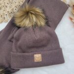 Komplet zimowy cappucino pompon miód brąz