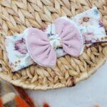 Opaska dla dziewczynki z kokardą i perełkami Purple Garden