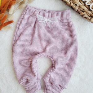 Spodnie sweterkowe z koronką różowe