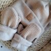 Komplet zimowy wiązany z pomponami dla dziecka - beżowy - obrazek 13
