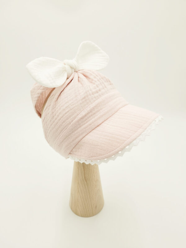 Chusta-z-daszkiem-z-koronka-pudrowy-roz-scaled-1.jpg