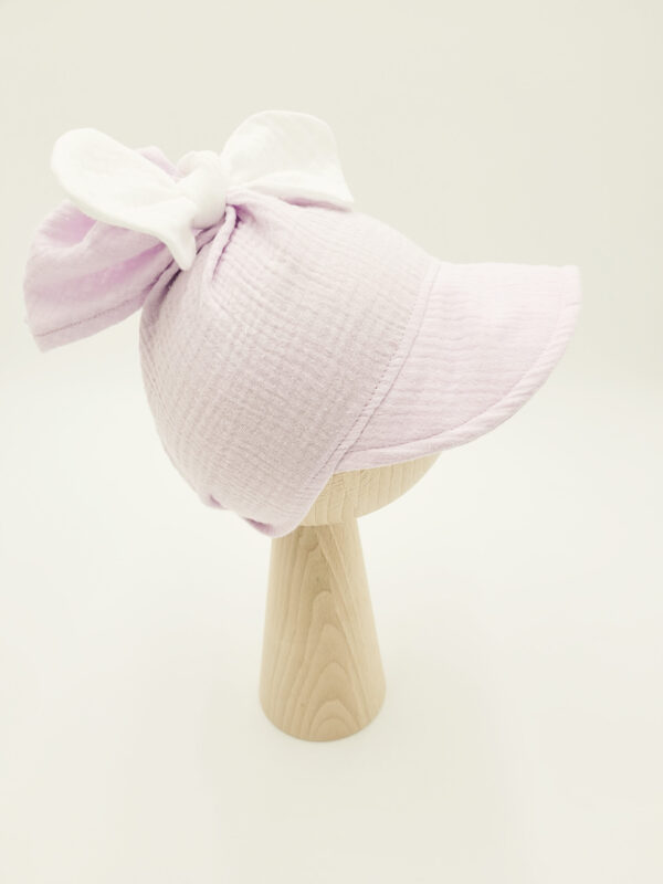 Chustka-z-daszkiem-wiazana-lawenda-scaled-1.jpg