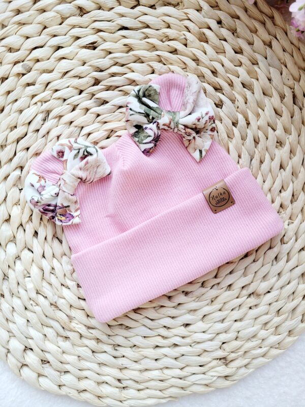 Czapka dla dziewczynki różowa, kokardki dalie