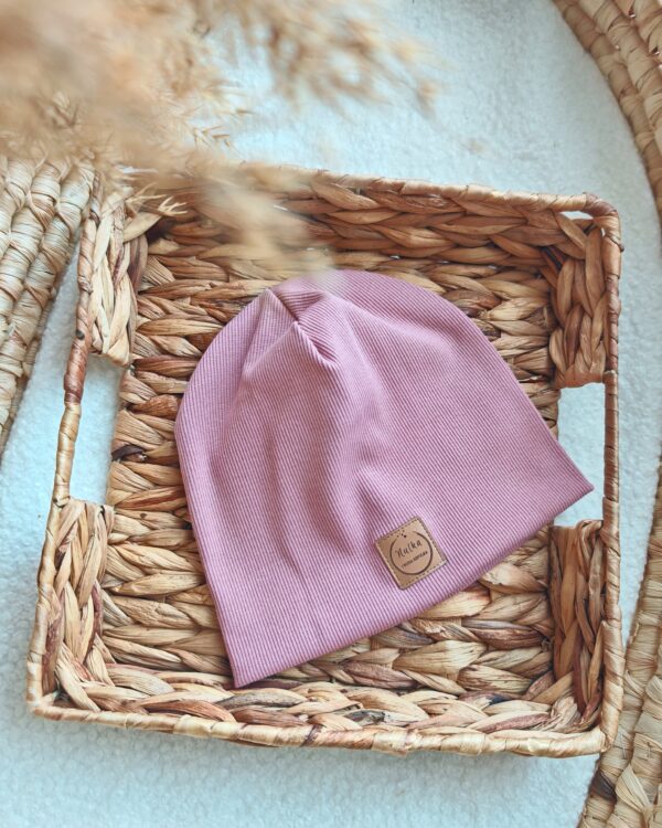 Czapka prosta brudny róż