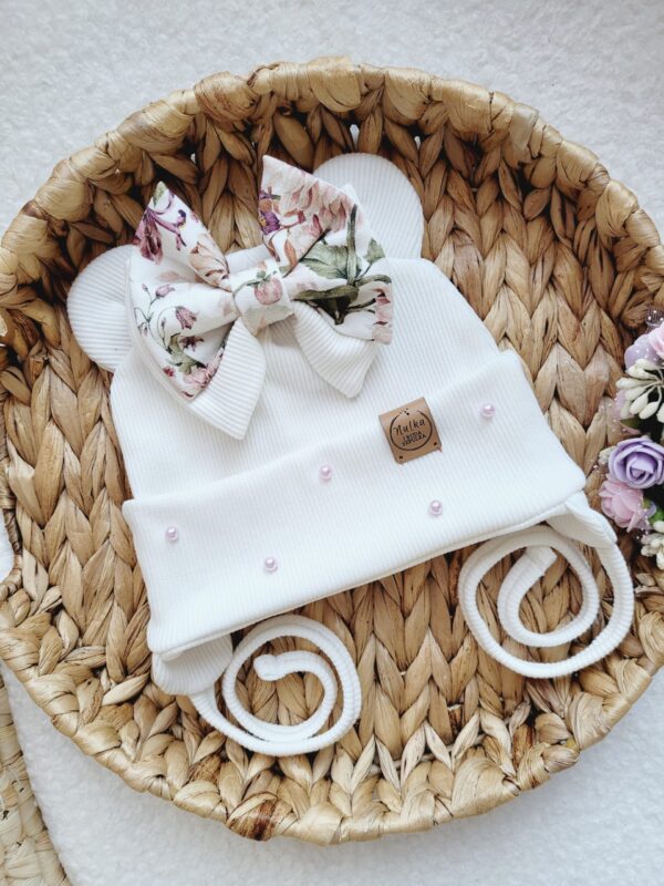 Czapka-wiazana-dla-dziewczynki-z-perelkami-Dalie-ecru-scaled-1.jpg Czapka-wiazana-dla-dziewczynki-z-perelkami-Dalie-ecru-scaled-1.jpg