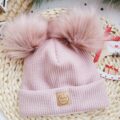Czapka-zimowa-pastelowy-roz-pompony-rozowe-scaled-1.jpg