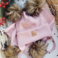 Komplet-zimowy-dla-dziewczynki-roz-pastelowy-pompony-miod-braz-scaled-1.jpg