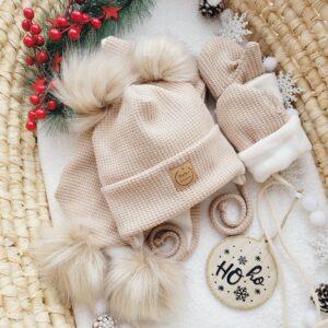 Komplet zimowy wiązany z pomponami dla dziecka - beżowy