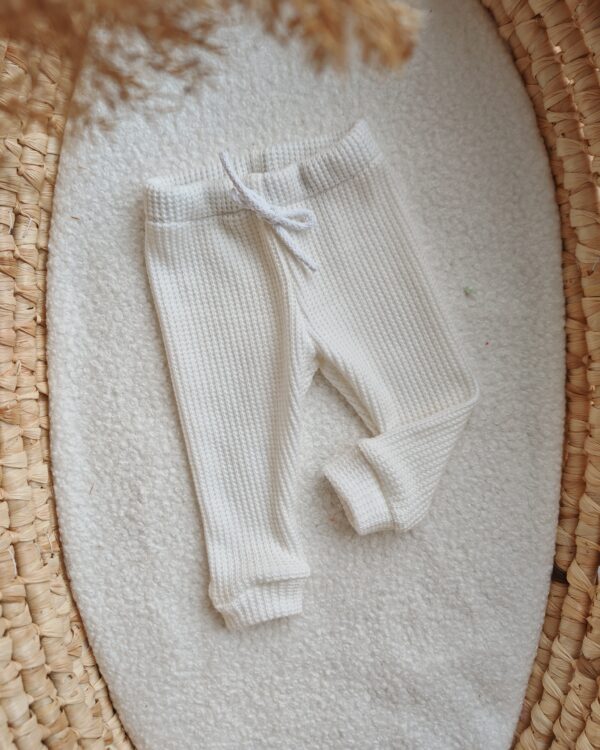 Legginsy sweterkowe ecru