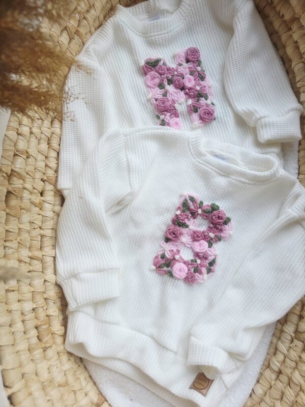 Sweterki dla dziewczynki ecru