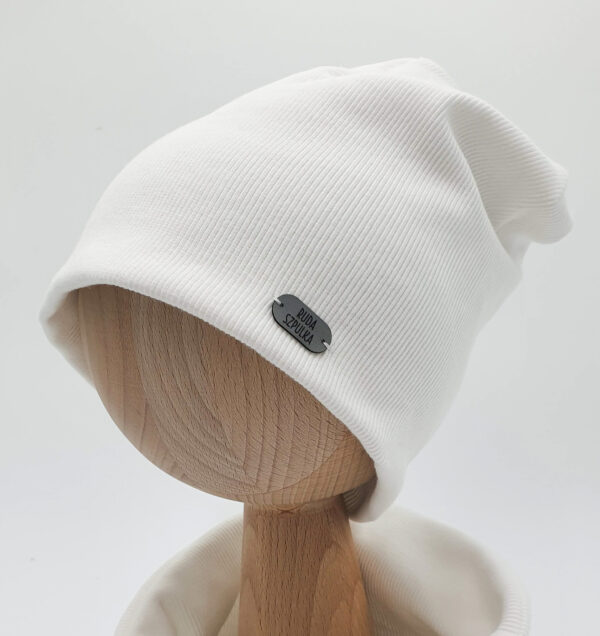 czapka-prosta-biala.jpg